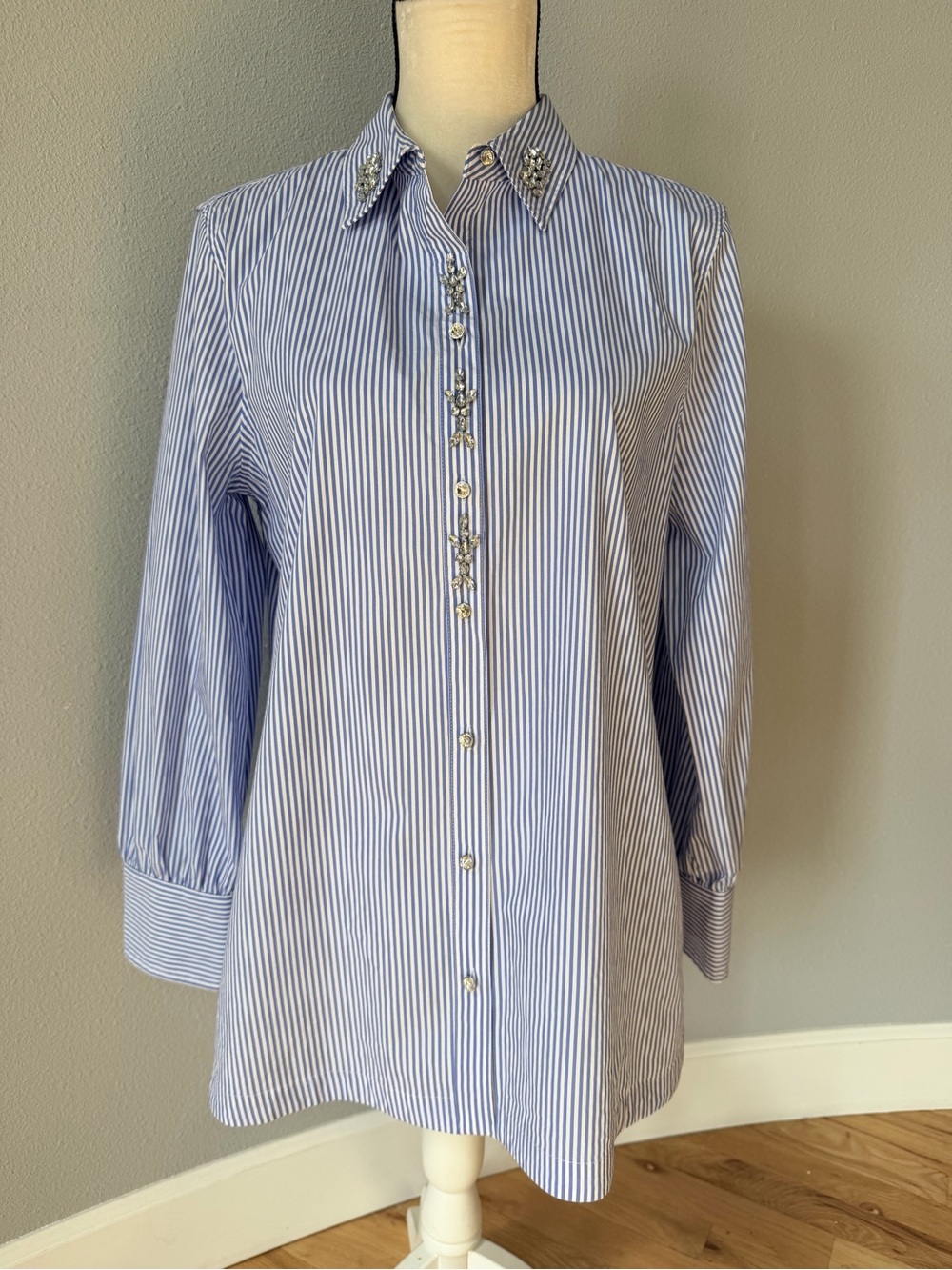 Chico's No-Iron Blue Striped Embellished Rhinestone Collar Blouse Size 2 L 12/14